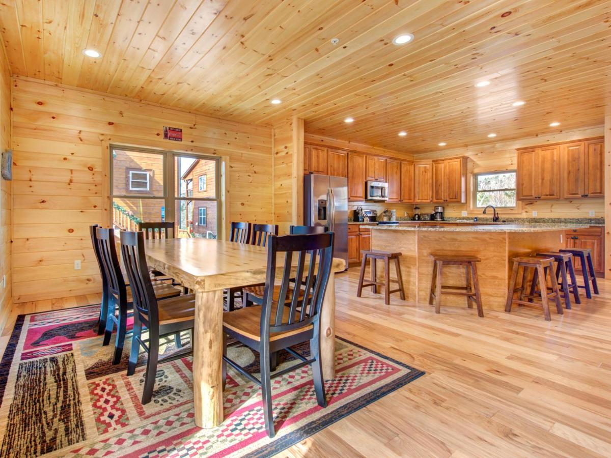 Gatlinburg Escape Villa ภายนอก รูปภาพ
